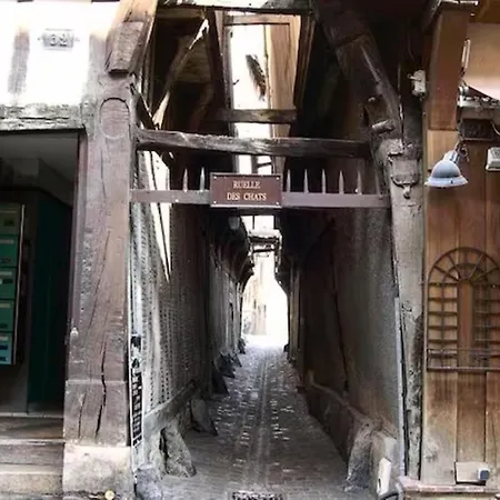 Maison La Ruelle Des Chats Centre Historique De Troyes 펜션 트루아