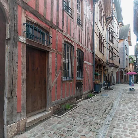 Maison La Ruelle Des Chats Centre Historique De 펜션 트루아