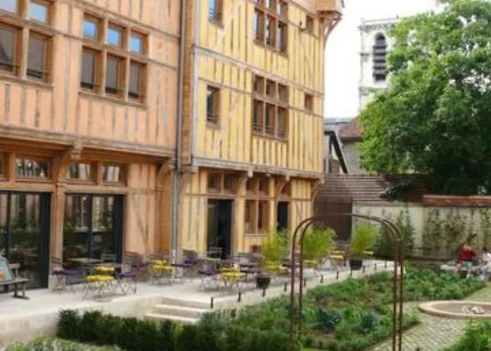 Ferienhaus Maison La Ruelle Des Chats Centre Historique De Troyes